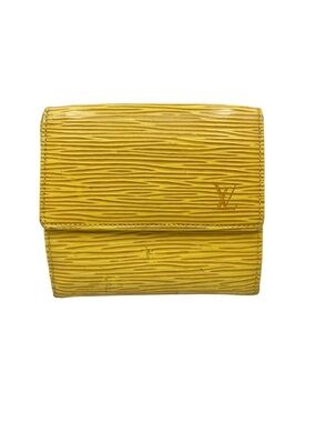 Vintage Louis Vuitton EpiLeather Elise Wallet - 4.25”W x 4”H x 0.75”D